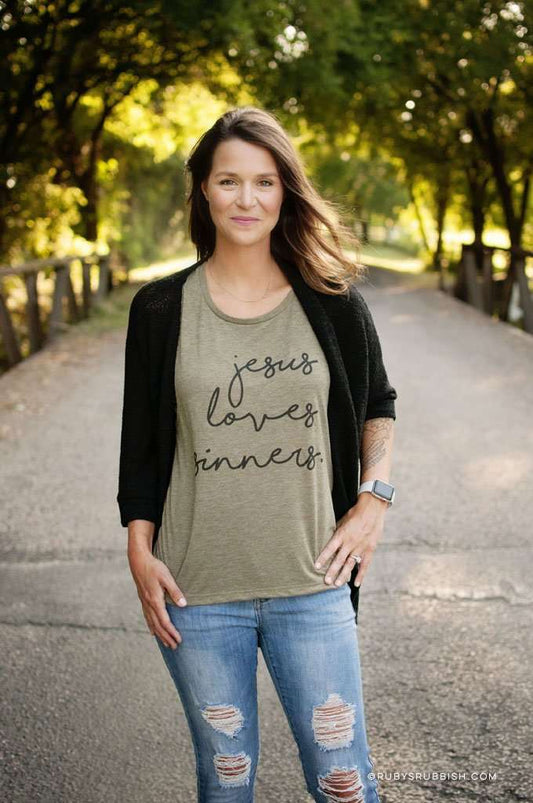 Jesus Loves Sinners | Women’s Muscle Tank | Ruby’s Rubbish®