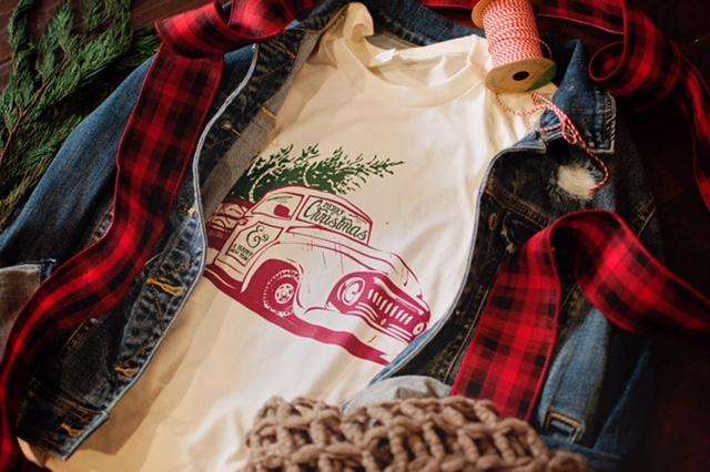 Vintage Christmas Truck | Seasonal T-Shirt | Ruby’s Rubbish®